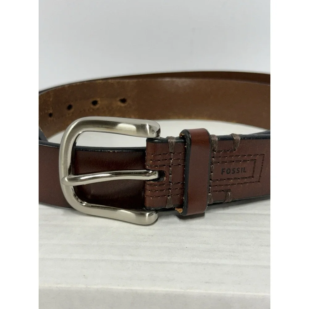 Fossil Genuine Leather Brown Belt Size 42 / 105 Silver Buckle Classic Casual Men